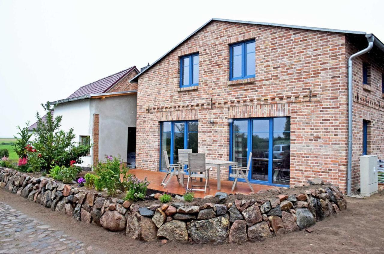 Ferienhaus Zum Boddenstrand Mit Ka Groß Zicker Exteriér fotografie