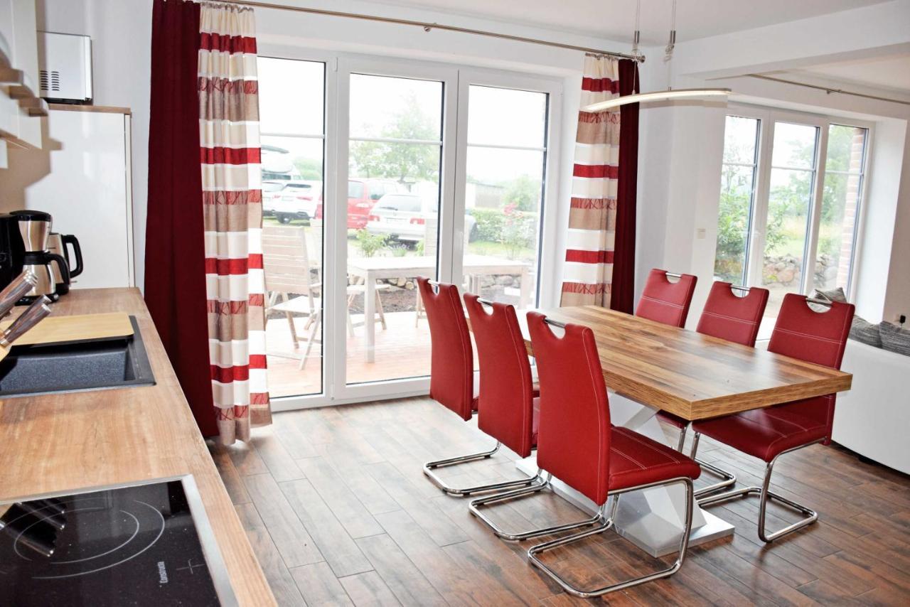 Ferienhaus Zum Boddenstrand Mit Ka Groß Zicker Exteriér fotografie